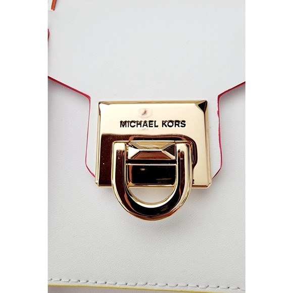 Michael Kors Manhattan Satchel - Picture 9 of 13